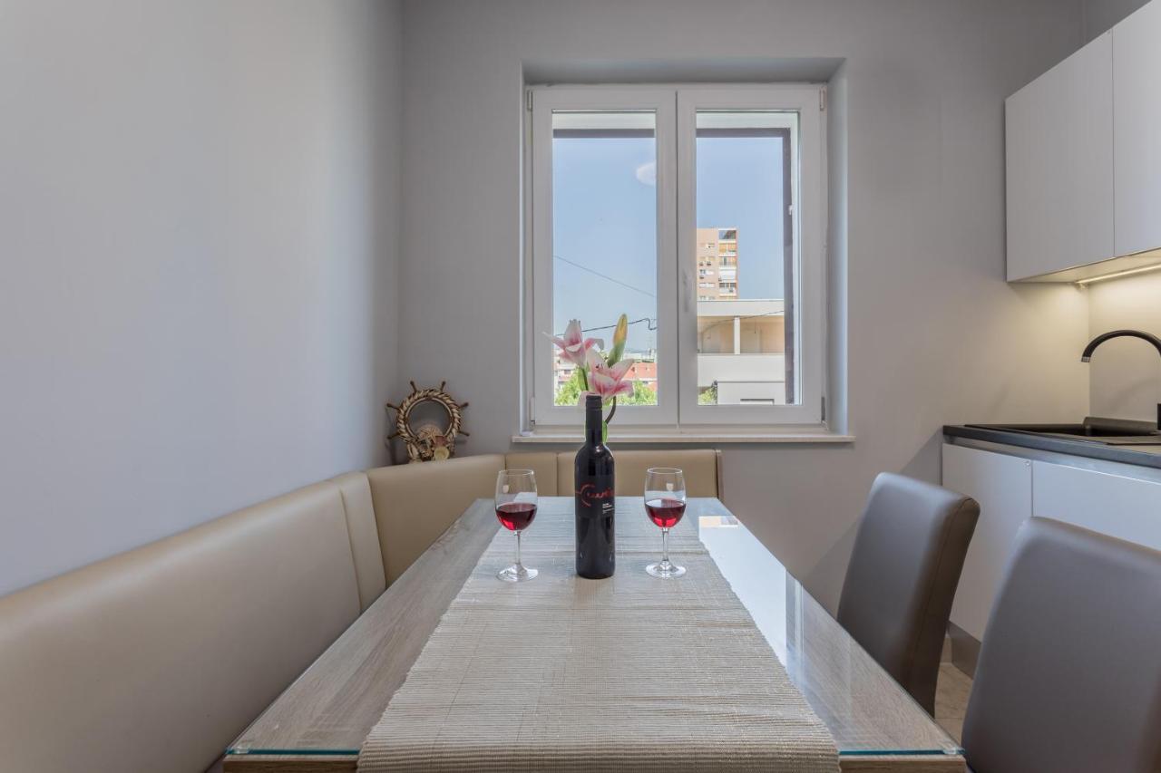 Garden Apartment Dina With Free Parking 스플리트 외부 사진